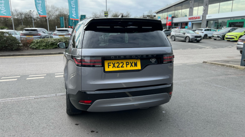 Land Rover Discovery 3.0 D300 R-Dynamic SE 5dr Auto Diesel Station Wagon